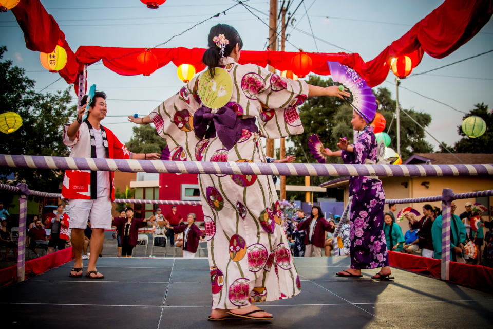 Hình ảnh đặc trưng vô cùng tuyệt vời giữa đêm hè cố đô Kyoto.