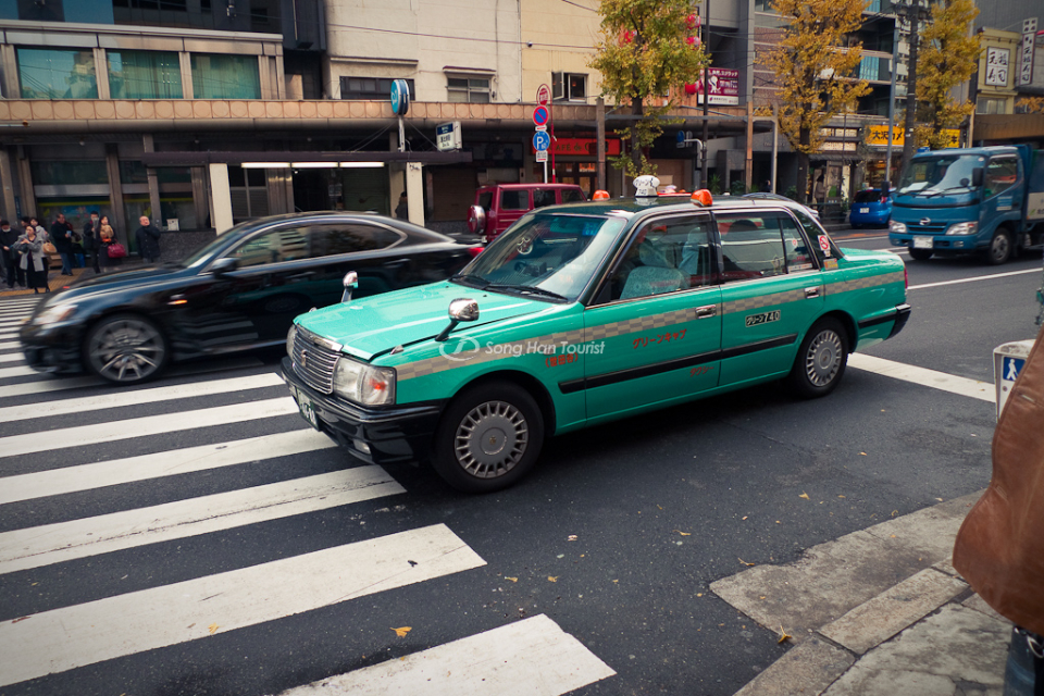 Taxi cua Kanto co mau sac sac so