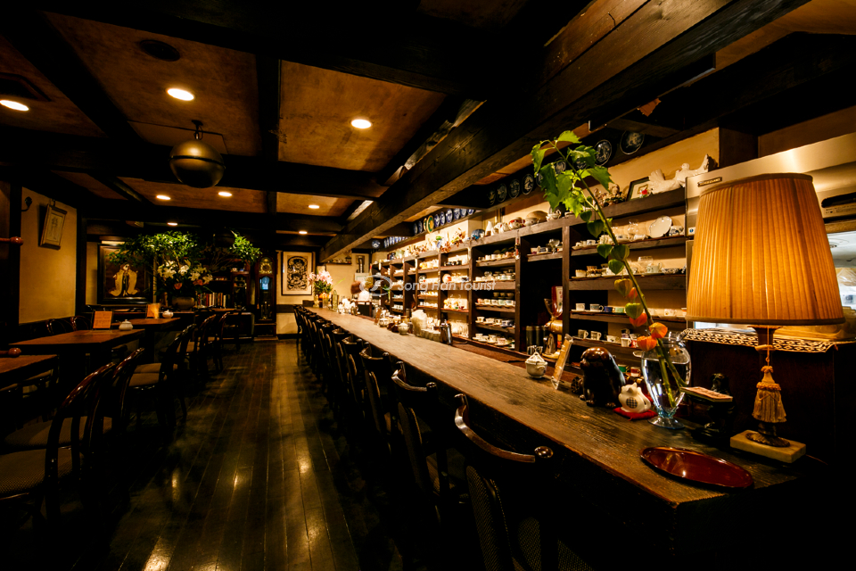 Du lịch Tokyo tham quan và thưởng thức cafe tại không gian sang trọng