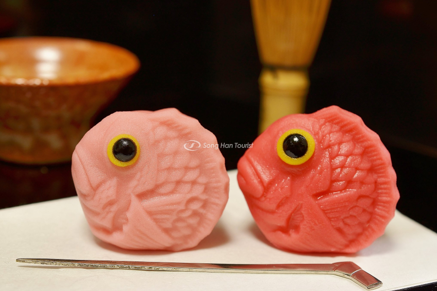 Bánh Wagashi có hình thù độc đáo