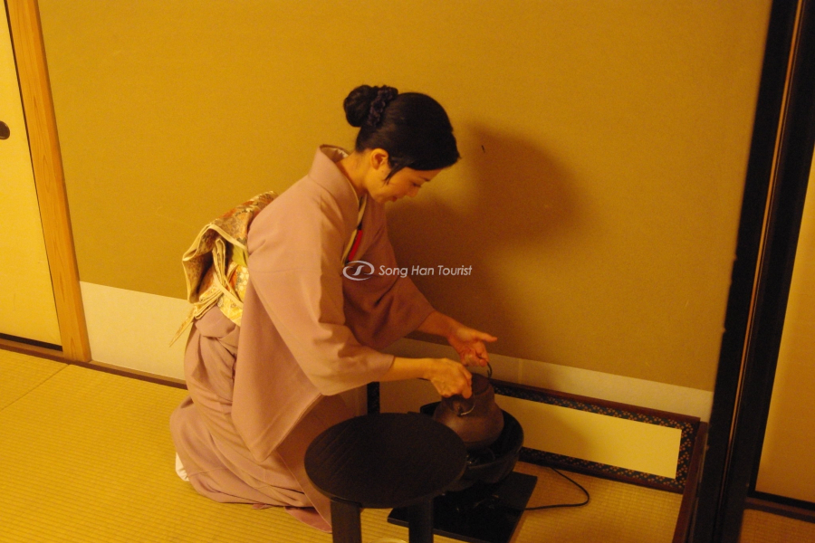 Cách chuẩn bị nước pha trà cực kỳ quan trọng