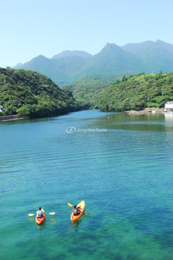 Chèo thuyền kayak thưởng cảnh đảo