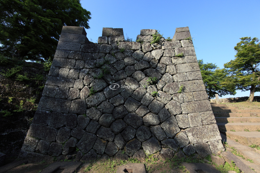 Di tích lịch sử tại tỉnh Oita 