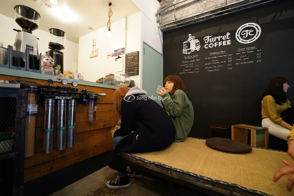 Du khách đến Tsukiji, Tokyo nhất định phải thử món cafe đặc sắc tại đây