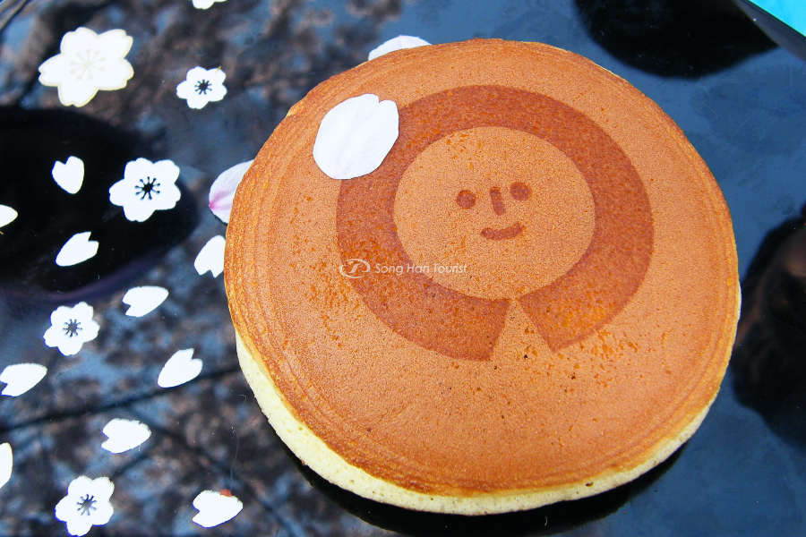 Hình thù bánh được các đầu bếp trang trí đáng yêu (