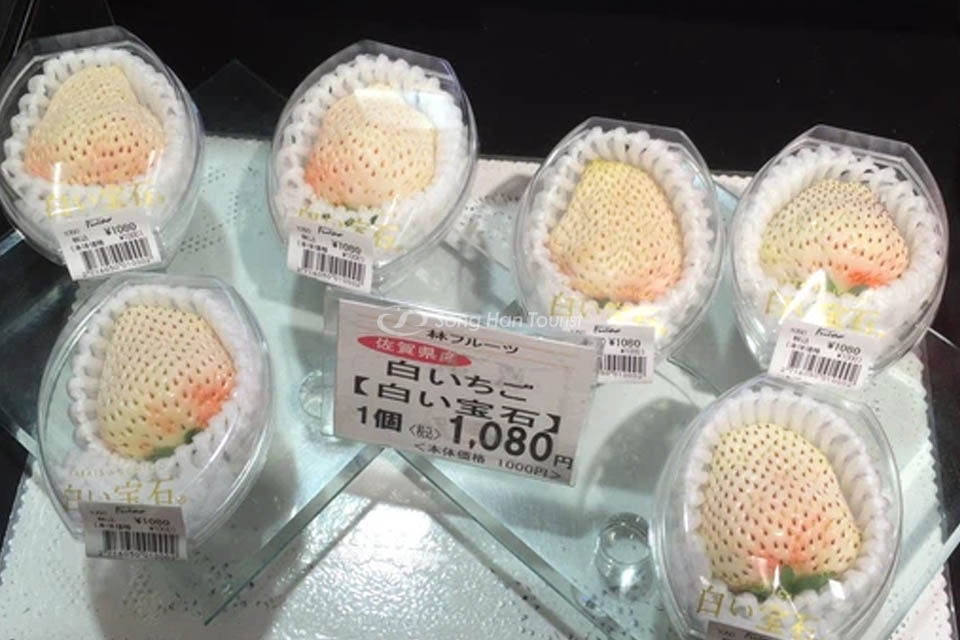 Dâu Bạch Tuyết có giá đắt đỏ 