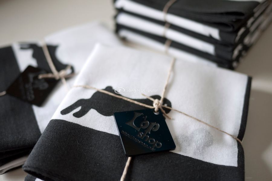 Khăn truyền thống Nhật Bản với họa tiết đáng yêu