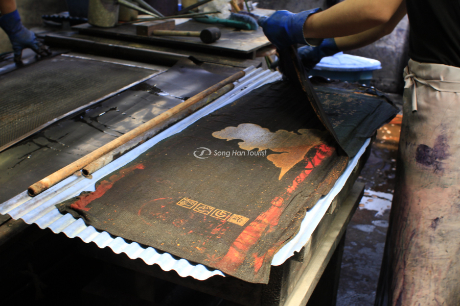 Kỹ thuật nhuộm truyền thống 