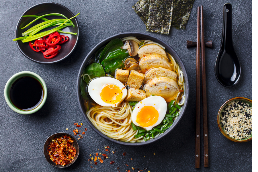 Mì Ramen bổ dưỡng với các nguyên liệu đặc sắc
