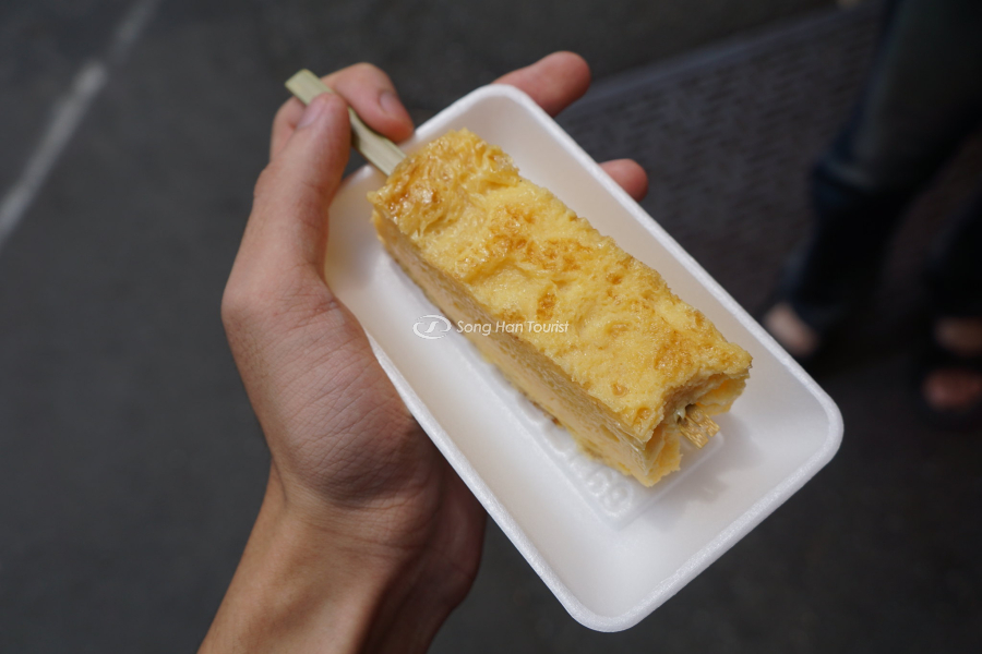 Người Nhật thường ăn Tamago ở dạng xiên que