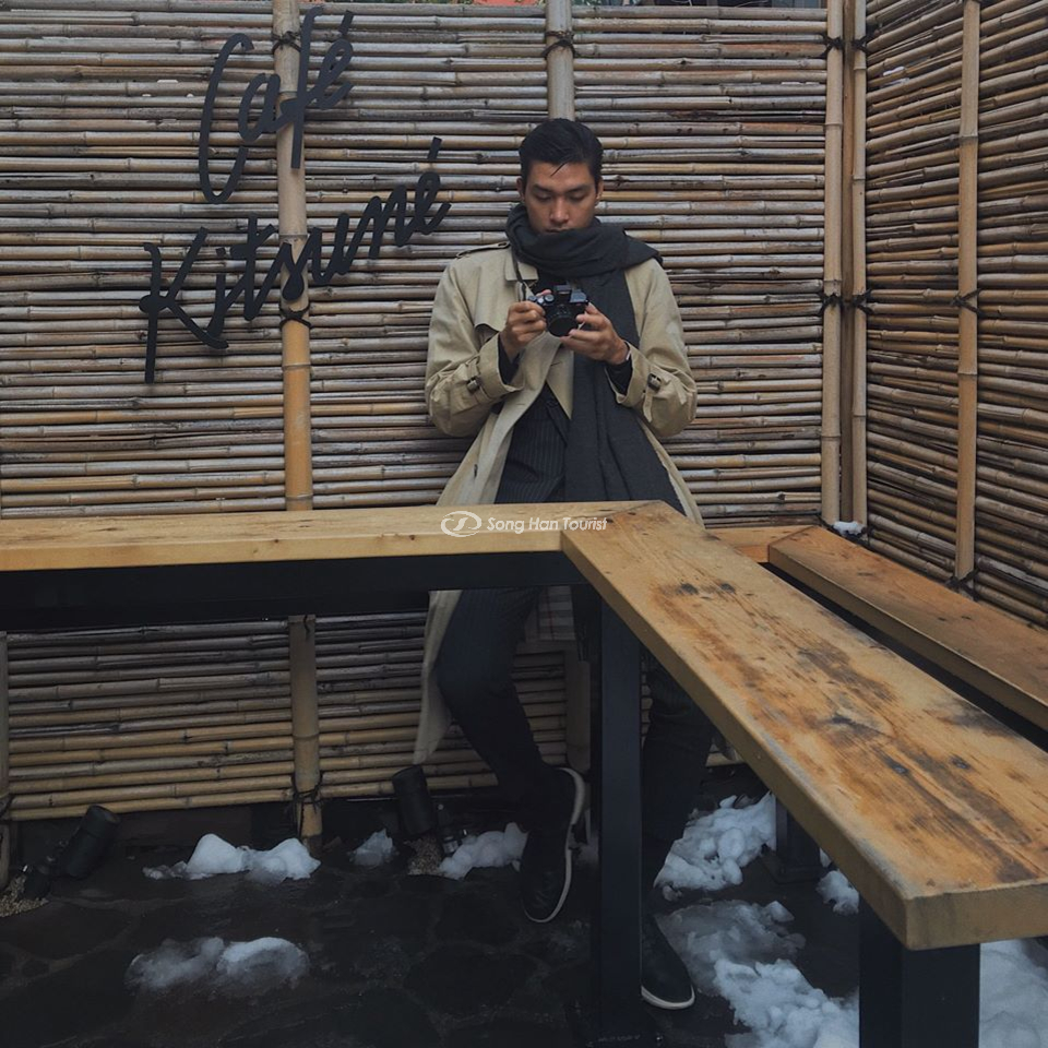 Nhiều nghệ sĩ Việt Nam check-in tại quán cafe nổi tiếng ở Nhật 