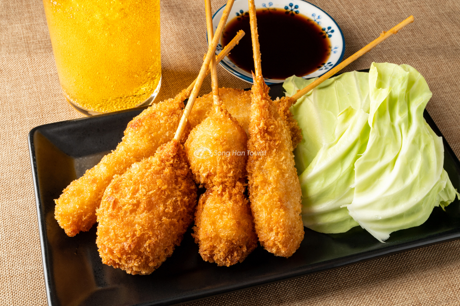 Thưởng thức đặc sản Osaka trong chuyến đi