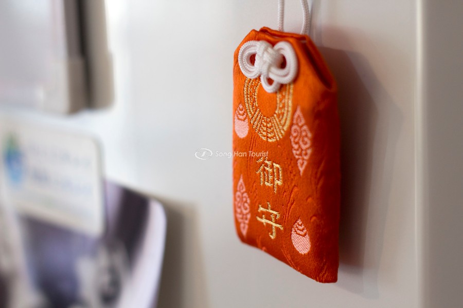 Treo Omamori tại nhà