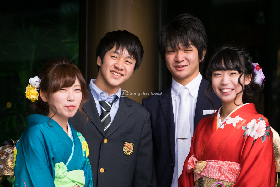 buoi-le-thanh-nhan-dien-ra-long-trong-tai-nhat-ban