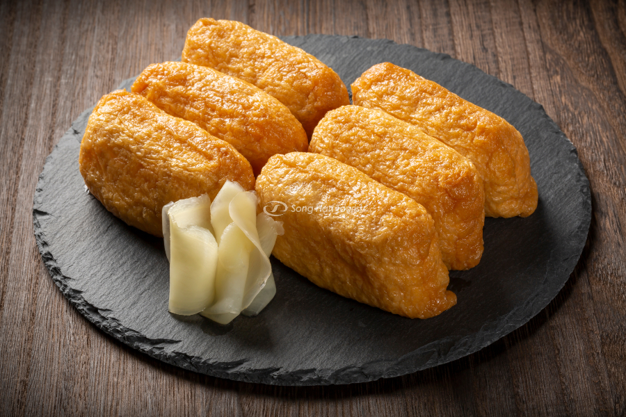 Vị ngọt thanh của vỏ đậu hũ khiến nhiều thực khách say mê